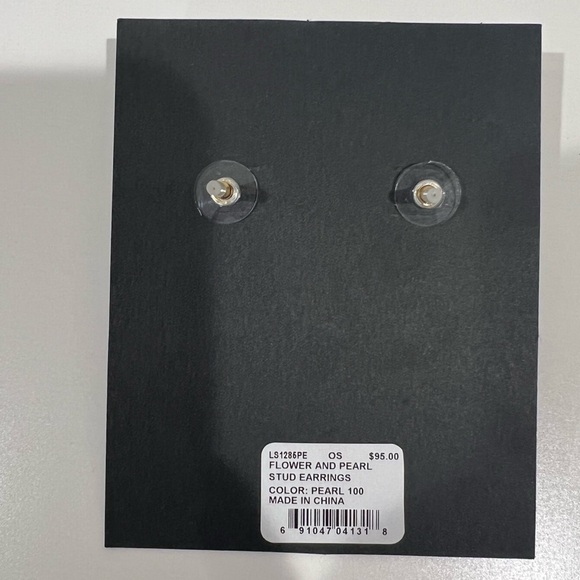 Lele Sadoughi Flower and Pearl Stud Earrings - Picture 4 of 4